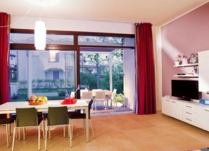 Villaggio A Mare Wohnung Quadri Ville N8 