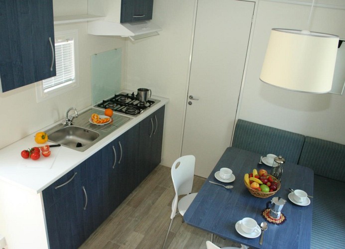 Feriendorf Cisano San Vito Mobilehome Happy Premium mit Panoramablick 