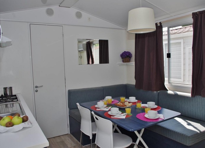 Feriendorf Cisano San Vito Mobilehome Happy Premium mit Panoramablick 